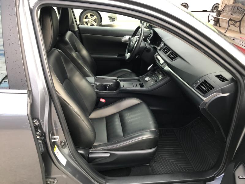 Lexus CT 200h Hybrid 4D Hatchback 2013