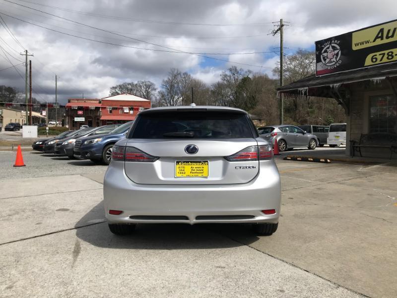 Lexus CT 200h Hybrid 2011