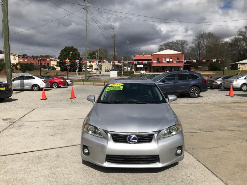 Lexus CT 200h Hybrid 2011