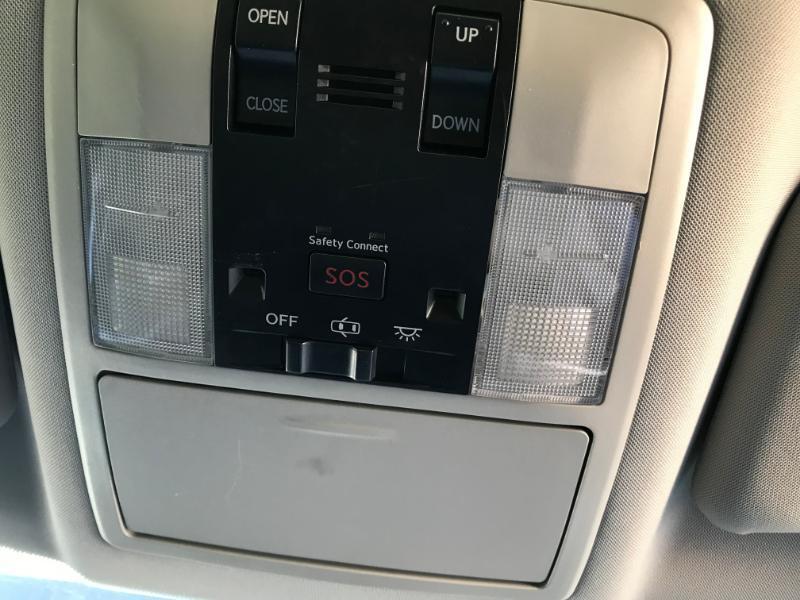 Lexus CT 200h Hybrid 2011