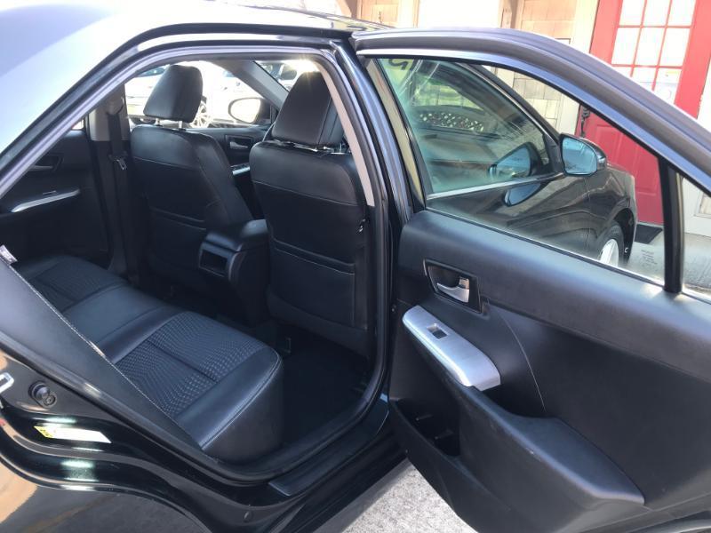 Toyota Camry SE 2012