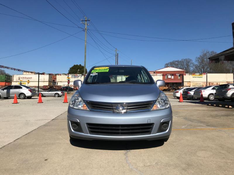 Nissan Versa S 4D Hatchback 2011