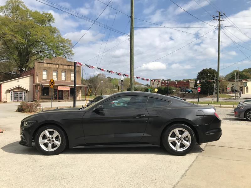 Ford Mustang V6 Coupe 2015