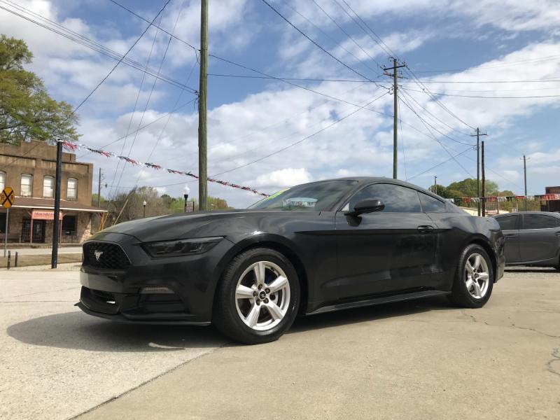 Ford Mustang V6 Coupe 2015