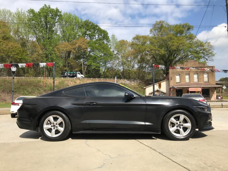 Ford Mustang V6 Coupe 2015