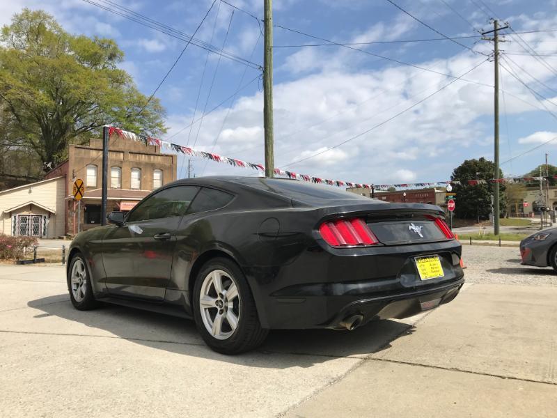 Ford Mustang V6 Coupe 2015
