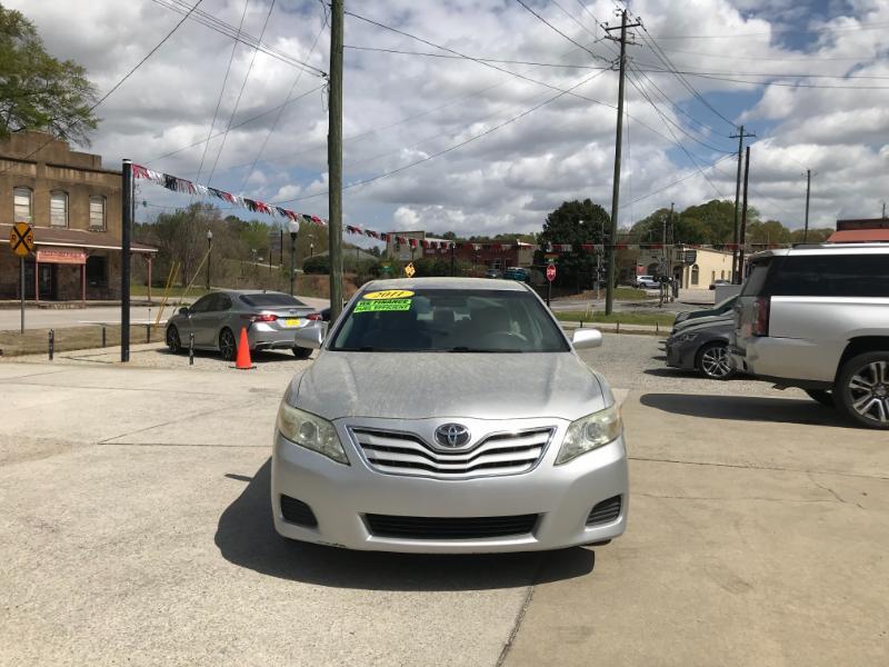 Toyota Camry LE 2011