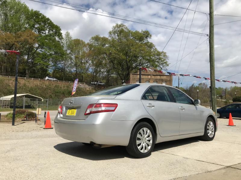 Toyota Camry LE 2011