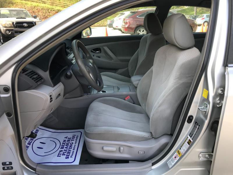 Toyota Camry LE 2011