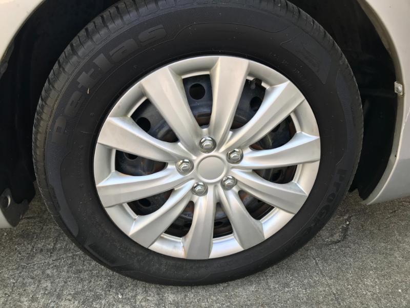 Toyota Camry LE 2011