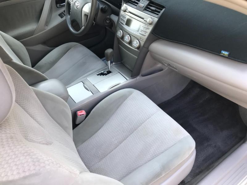Toyota Camry LE 2011
