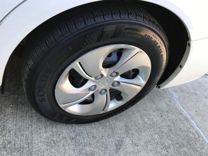 Honda Civic LX sedan 2013