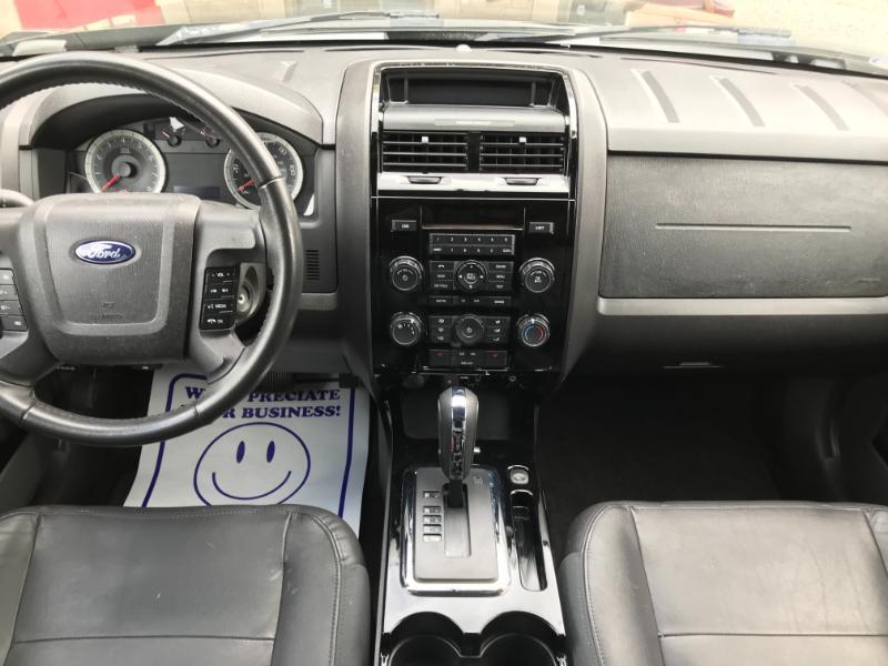 Ford Escape Limited FWD 2010