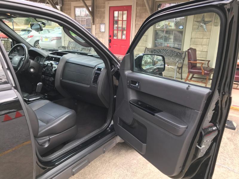 Ford Escape Limited FWD 2010