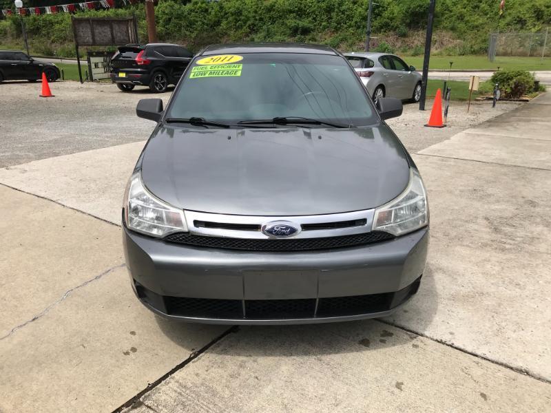 Ford Focus SE Sedan 2011