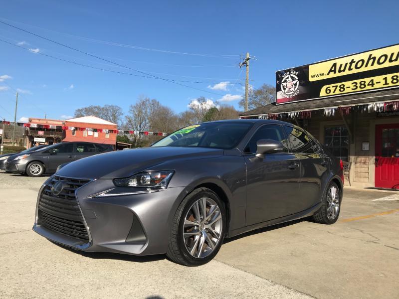 Lexus IS 300 RWD 2018