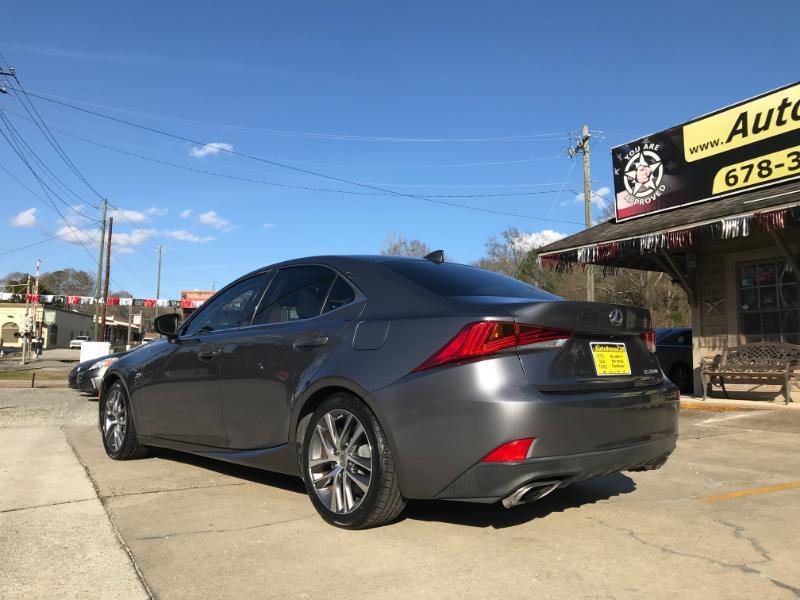 Lexus IS 300 RWD 2018