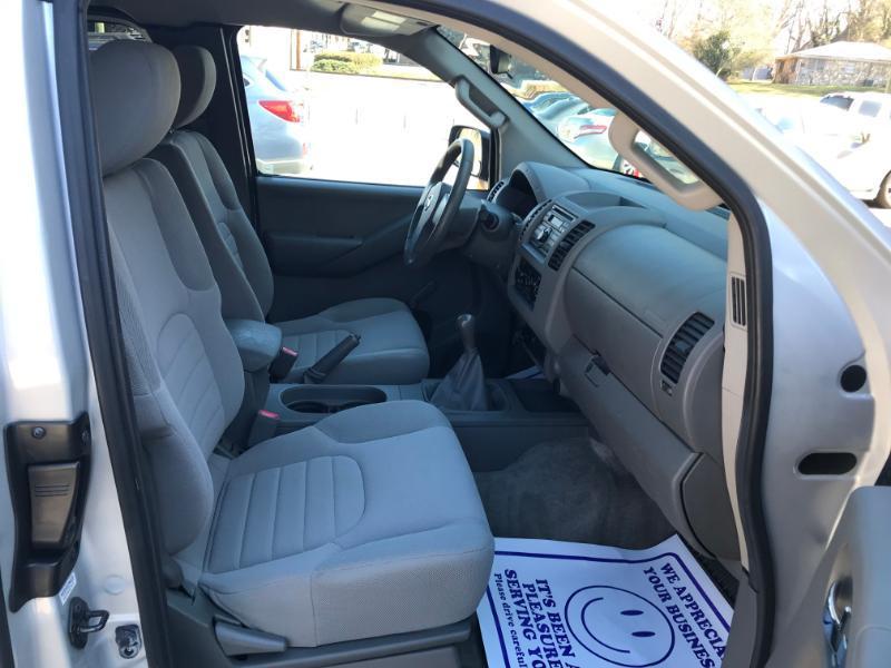 Nissan Frontier S King Cab 2WD 2012