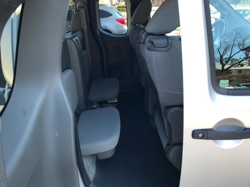 Nissan Frontier S King Cab 2WD 2012