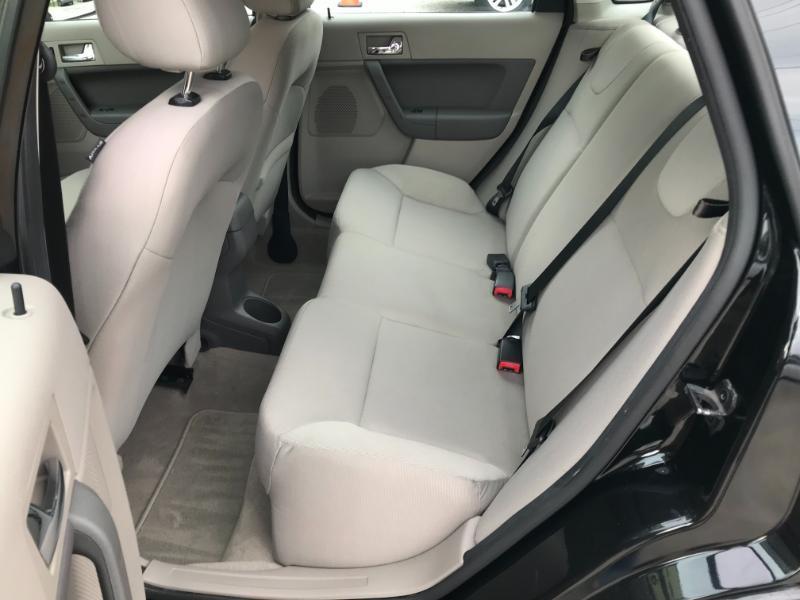 Ford Focus SES Sedan 2008