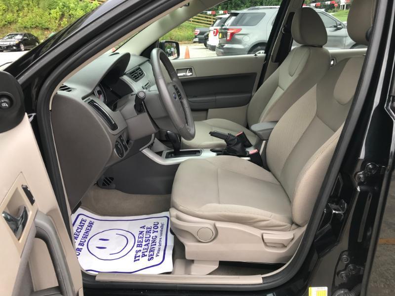 Ford Focus SES Sedan 2008