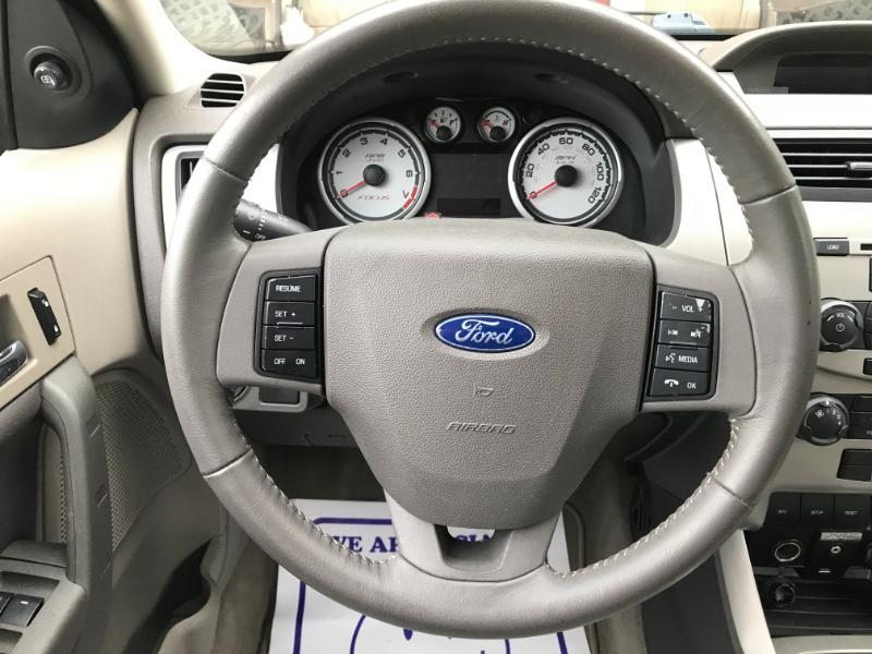 Ford Focus SES Sedan 2008