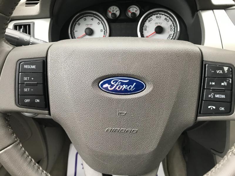 Ford Focus SES Sedan 2008