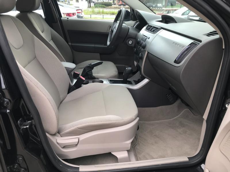 Ford Focus SES Sedan 2008