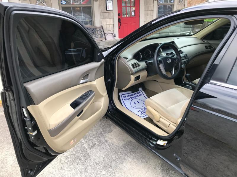 Honda Accord LX sedan 2009