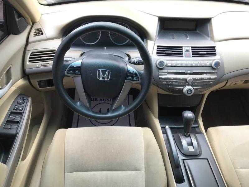 Honda Accord LX sedan 2009