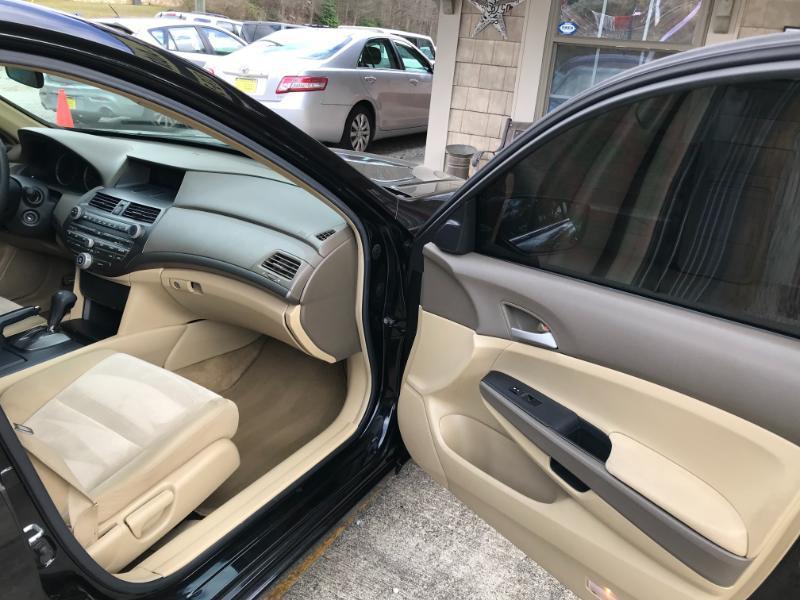 Honda Accord LX sedan 2009