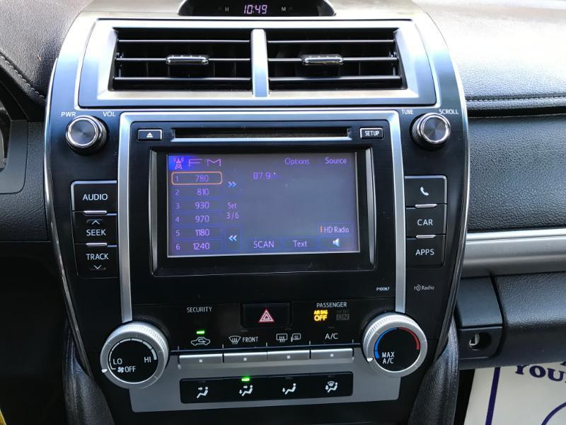 Toyota Camry SE 2012