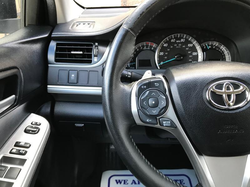 Toyota Camry SE 2012