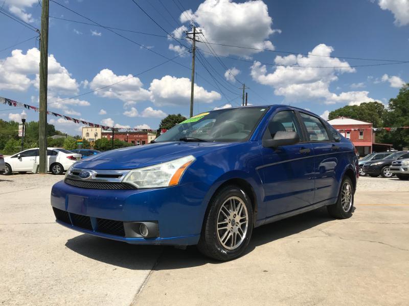 Ford Focus SE Sedan 2011