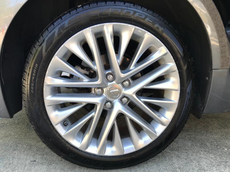 Lexus ES 350 Sedan 2013