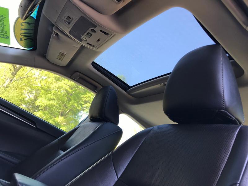 Lexus ES 350 Sedan 2013