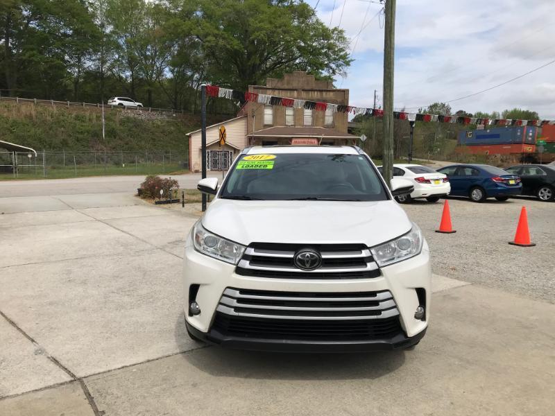 Toyota Highlander XLE 2017