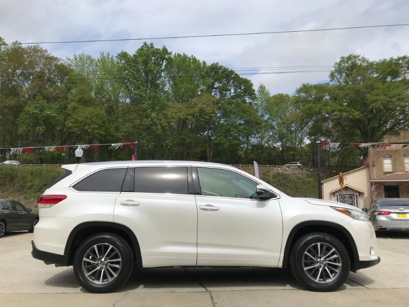 Toyota Highlander XLE 2017