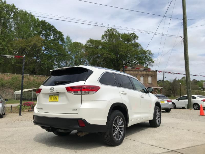 Toyota Highlander XLE 2017