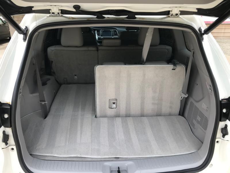 Toyota Highlander XLE 2017