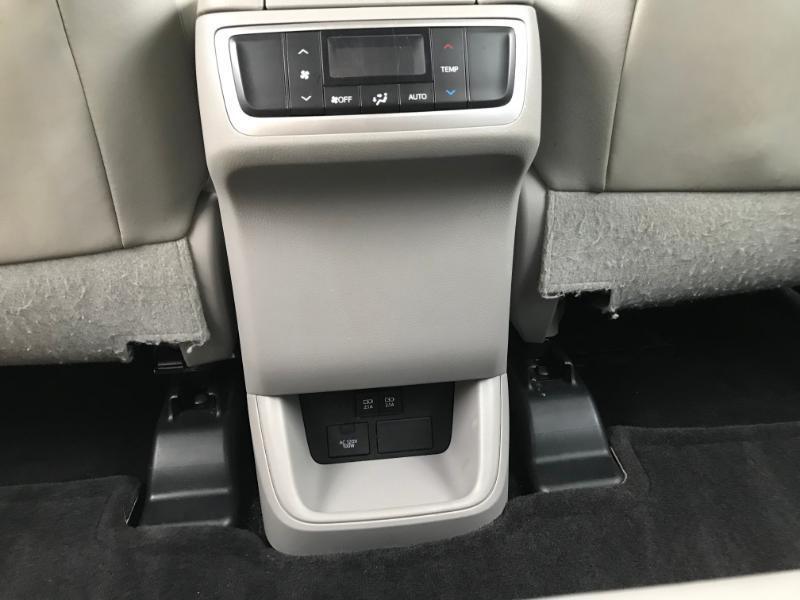 Toyota Highlander XLE 2017