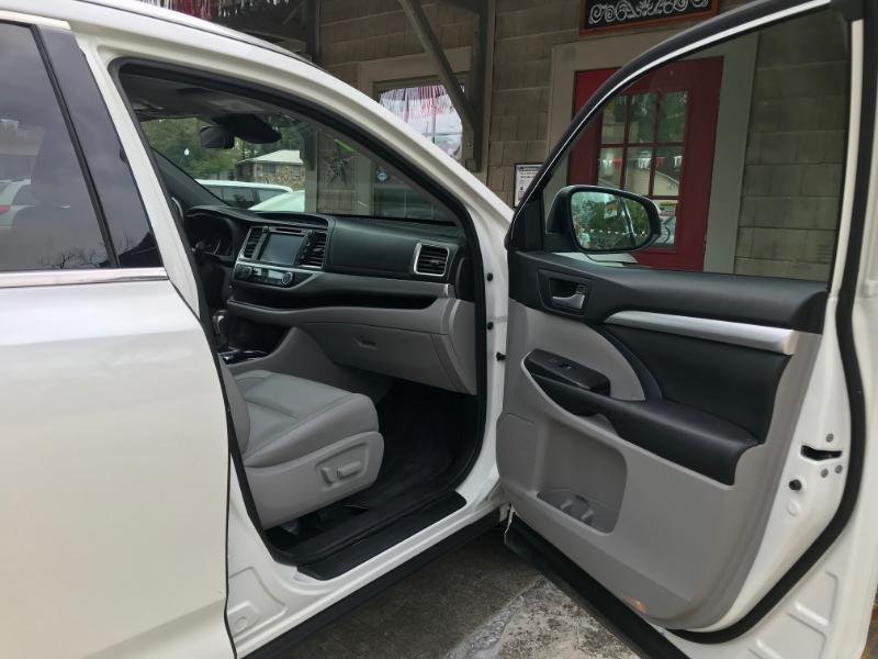 Toyota Highlander XLE 2017