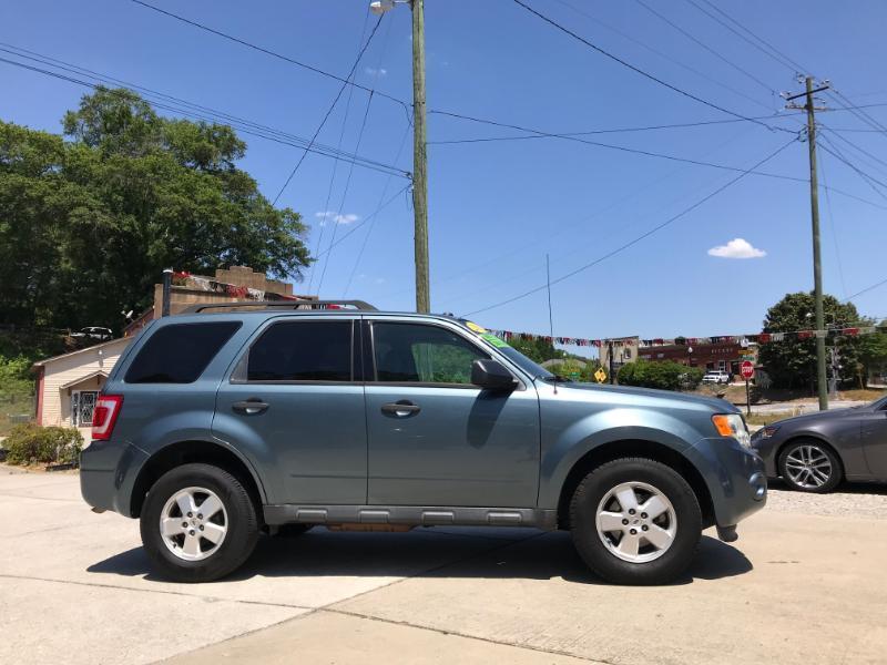 Ford Escape XLT FWD 2012