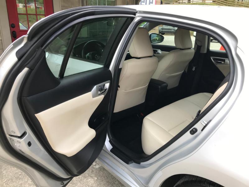 Lexus CT 200h Hybrid 2013