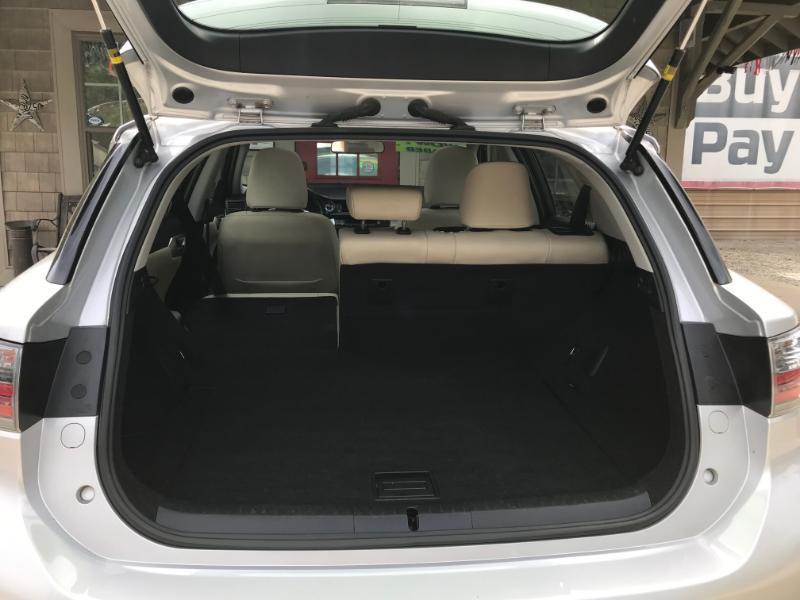 Lexus CT 200h Hybrid 2013