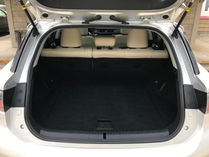 Lexus CT 200h Hybrid 2013