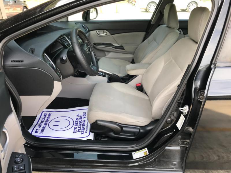 Honda Civic LX sedan 2013