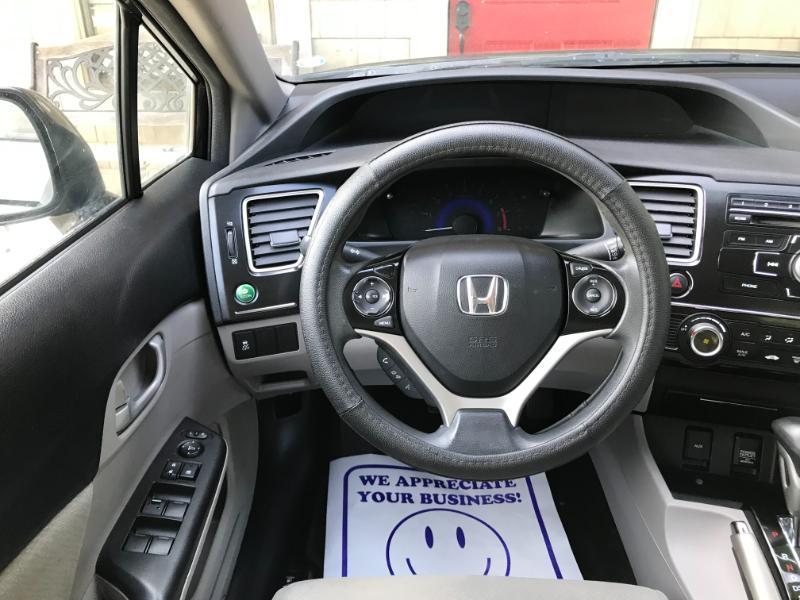 Honda Civic LX sedan 2013