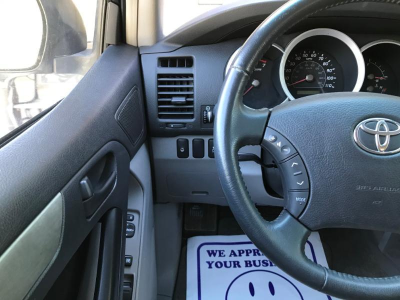 Toyota 4Runner SR5 2WD V6 2008