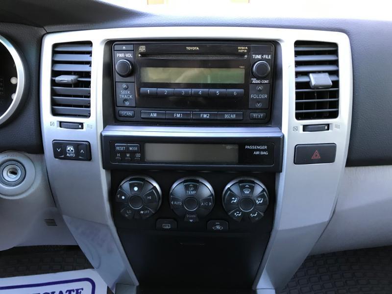 Toyota 4Runner SR5 2WD V6 2008